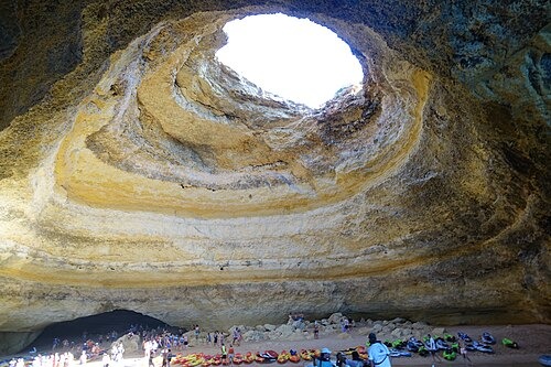 贝纳吉尔海蚀洞